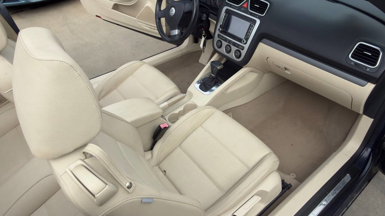 Used 2009 Volkswagen Eos Komfort FWD image 26