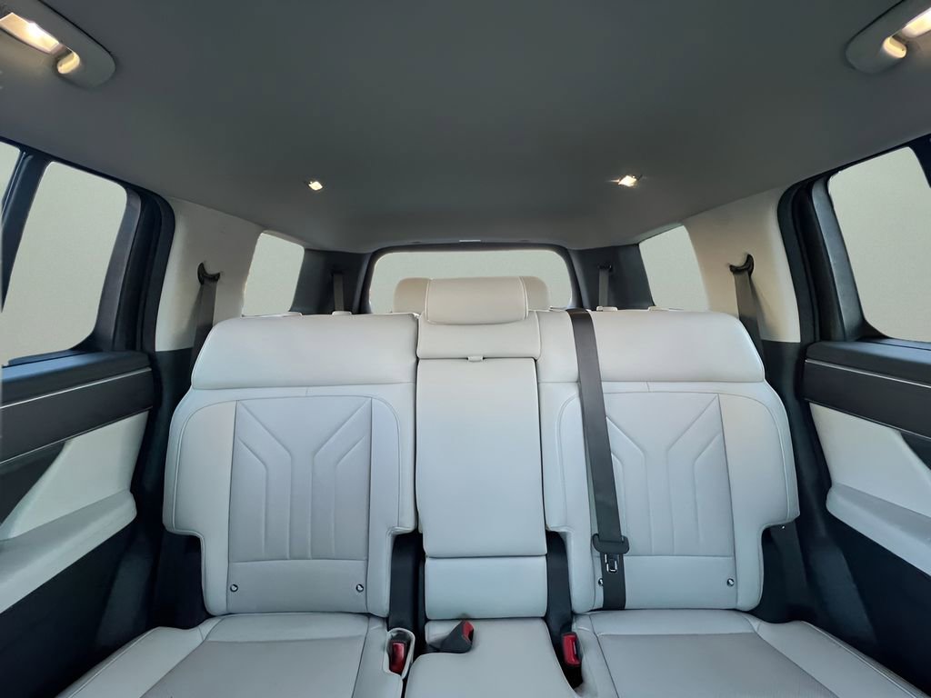 Used 2025 Hyundai Santa Fe SEL image 18
