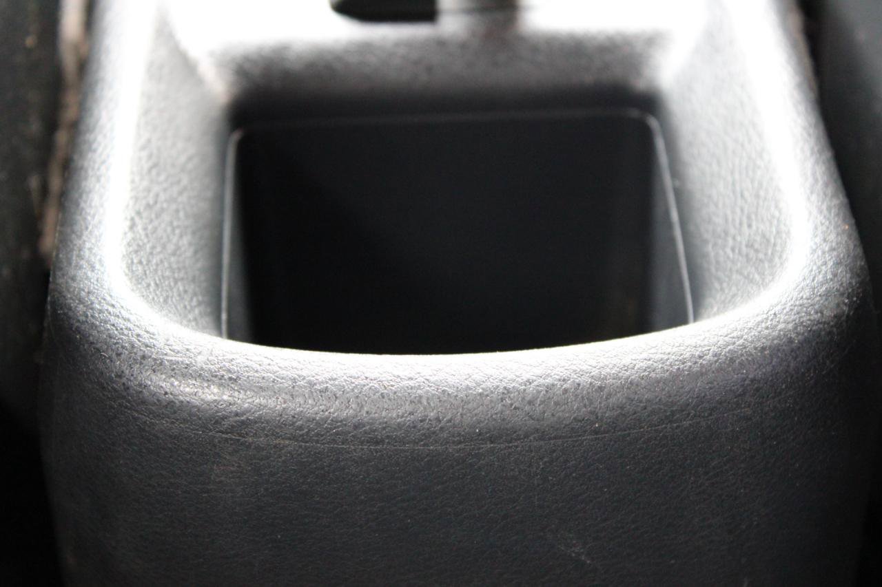 Used 2019 Nissan Kicks SV FWD image 39