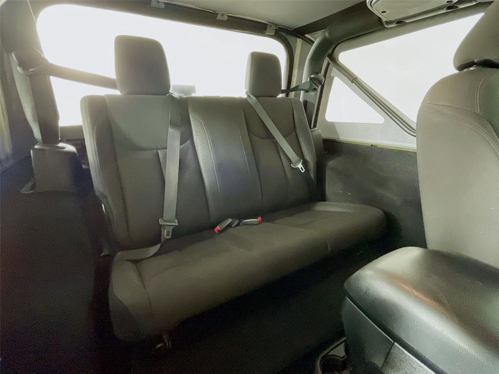 Used 2015 Jeep Wrangler Sport image 27