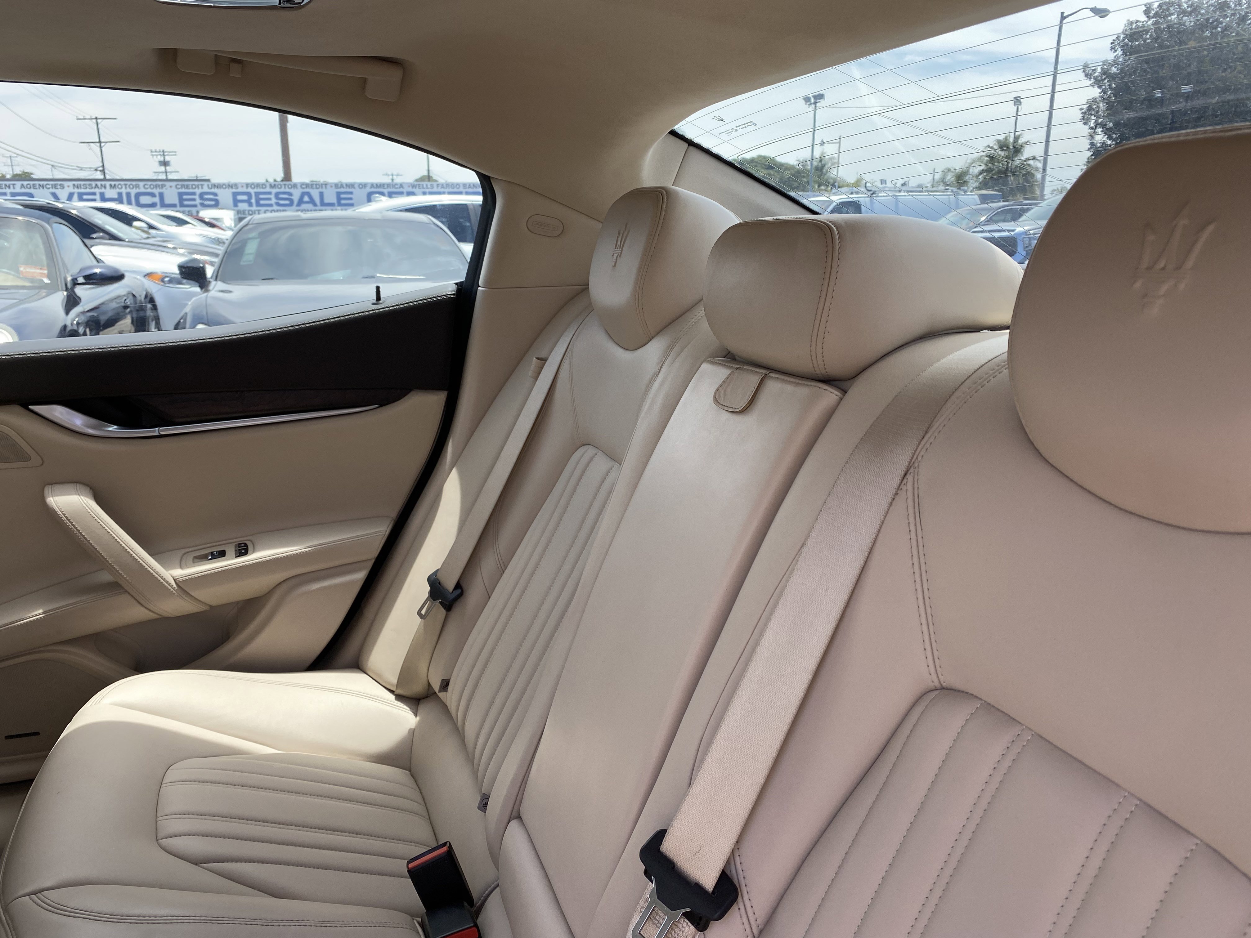 Used 2016 Maserati Ghibli RWD image 21