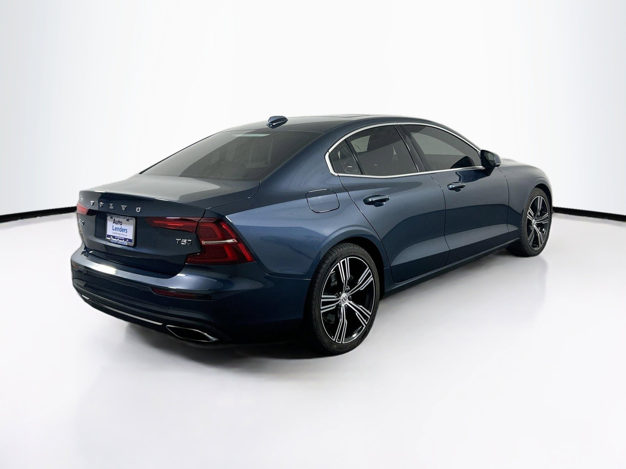 Used 2021 Volvo S60 T5 Inscription image 5