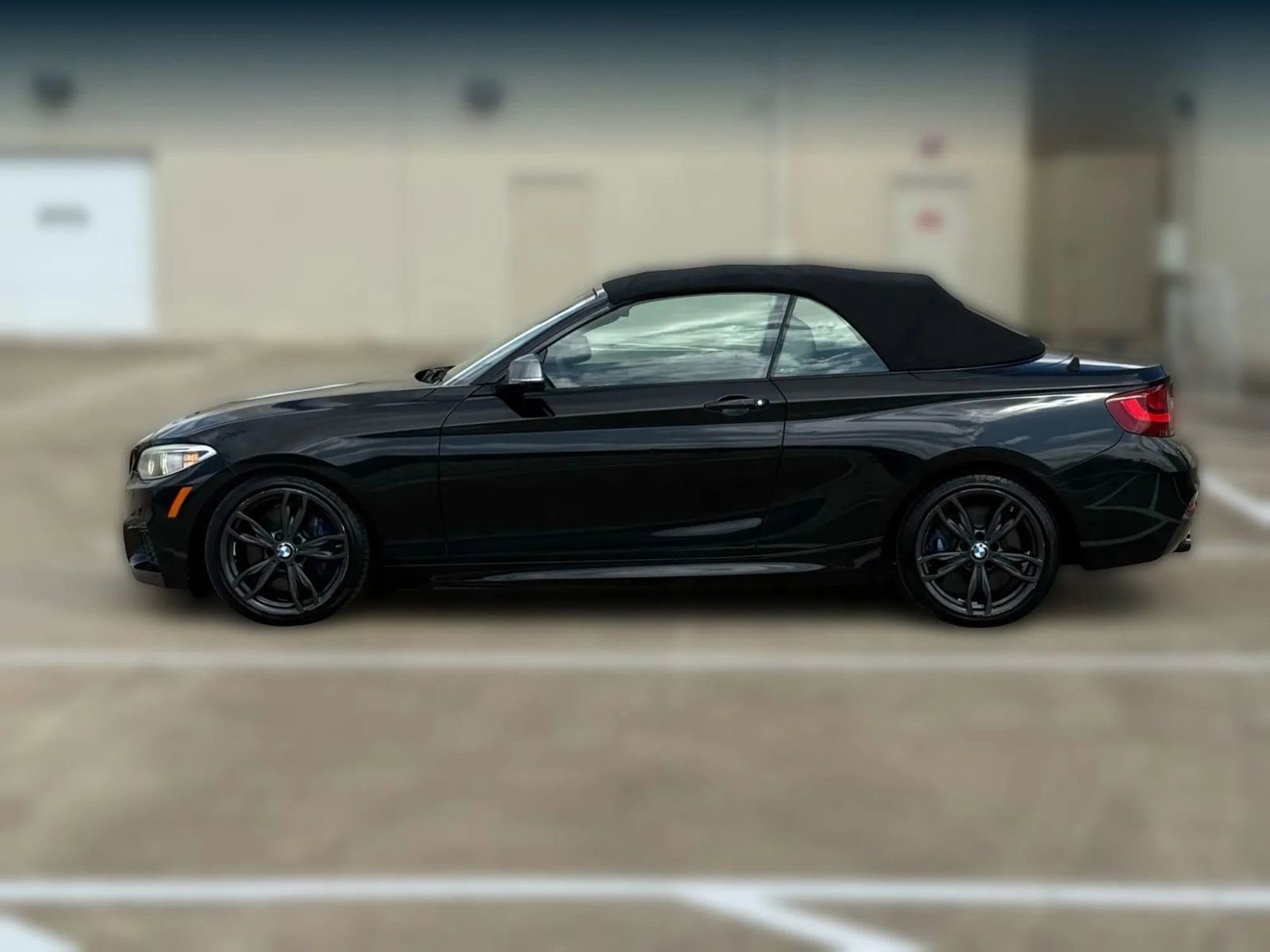 Used 2016 BMW M235i Convertible RWD image 9