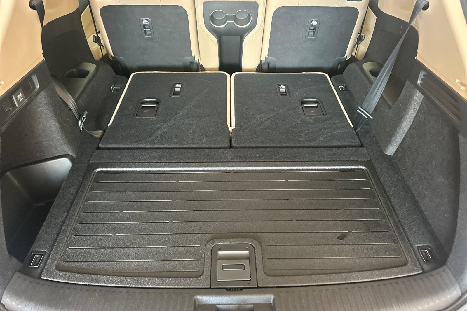 Used 2024 Acura MDX FWD w/ Technology Package image 16
