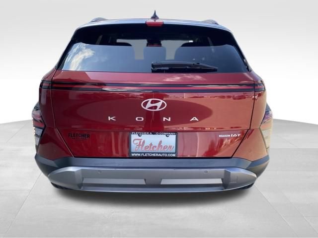 Used 2024 Hyundai Kona Limited AWD/4WD image 3