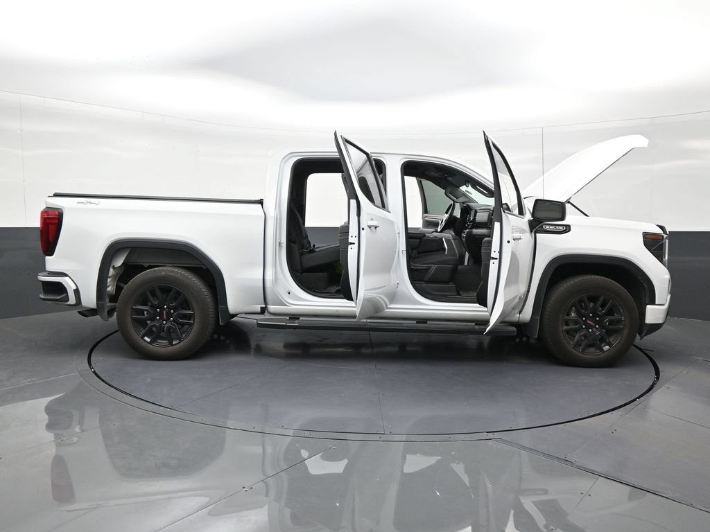 Used 2024 GMC Sierra 1500 Elevation w/ LPO, Elevation Black Package AWD/4WD image 29