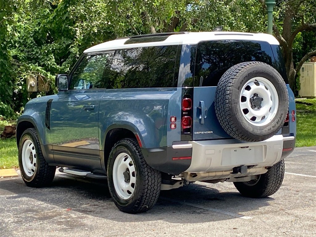 Used 2023 Land Rover Defender 90 S image 5