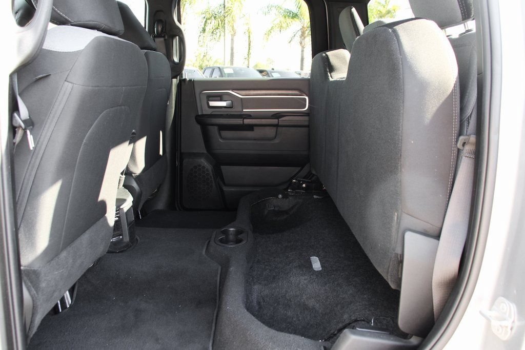 Used 2022 RAM 2500 Big Horn AWD/4WD image 32