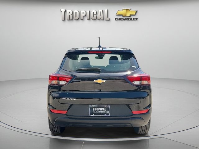 New 2026 Chevrolet TrailBlazer LS FWD image 4