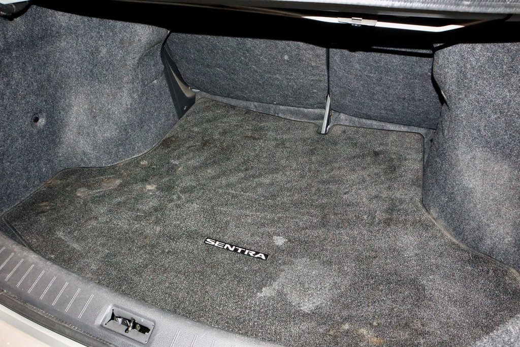 Used 2014 Nissan Sentra SR image 12