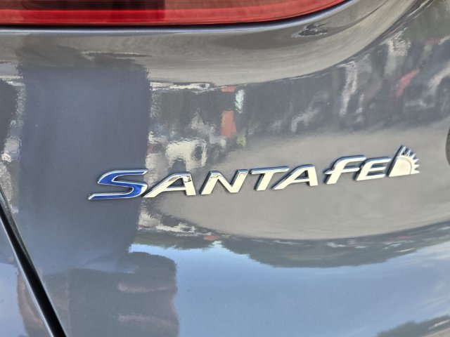 Used 2023 Hyundai Santa Fe SEL FWD image 10