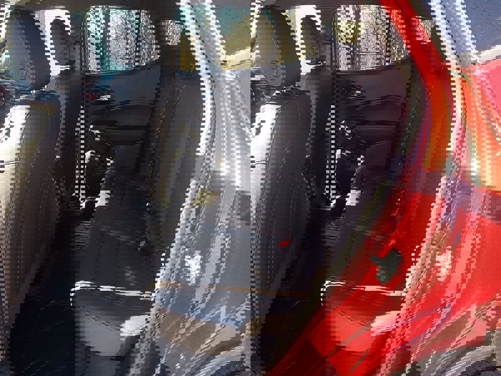 Used 2024 Chevrolet Trax RS w/ Driver Confidence Package image 11