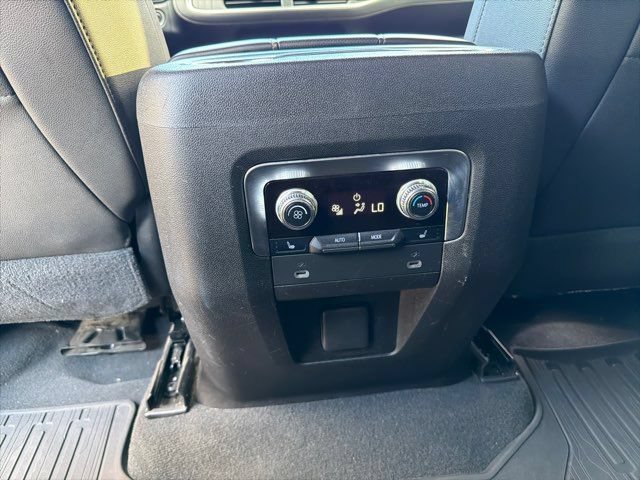 Used 2021 GMC Yukon XL AT4 w/ Technology Package AWD/4WD image 26