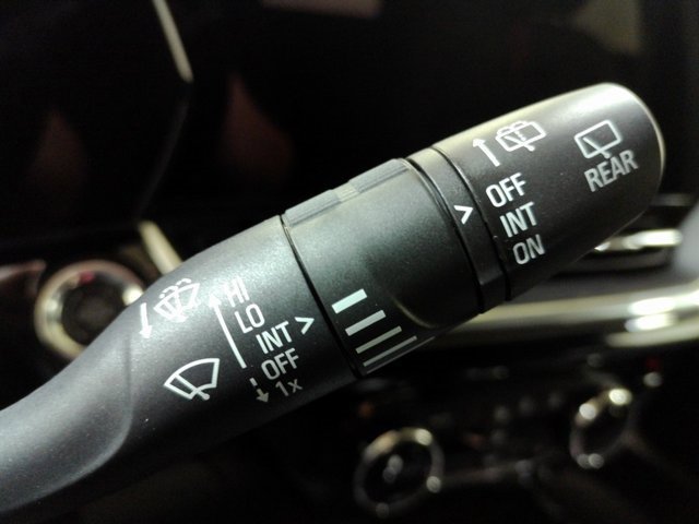 New 2025 Chevrolet Trax RS image 20