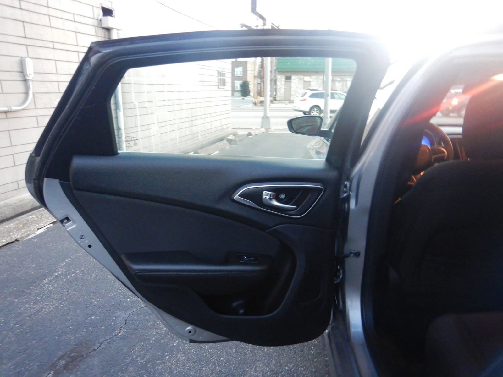 Used 2015 Chrysler 200 LX FWD image 11