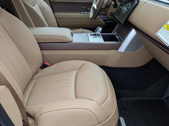 New 2026 Land Rover Range Rover SE image 18