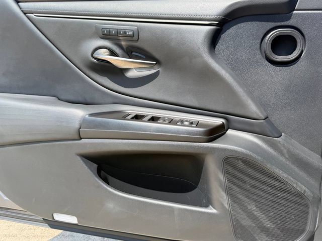 Used 2019 Lexus ES 350 w/ Accessory Package 2 FWD image 18