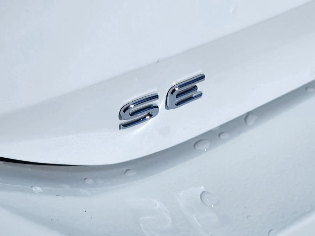 New 2026 Volkswagen Tiguan SE image 30