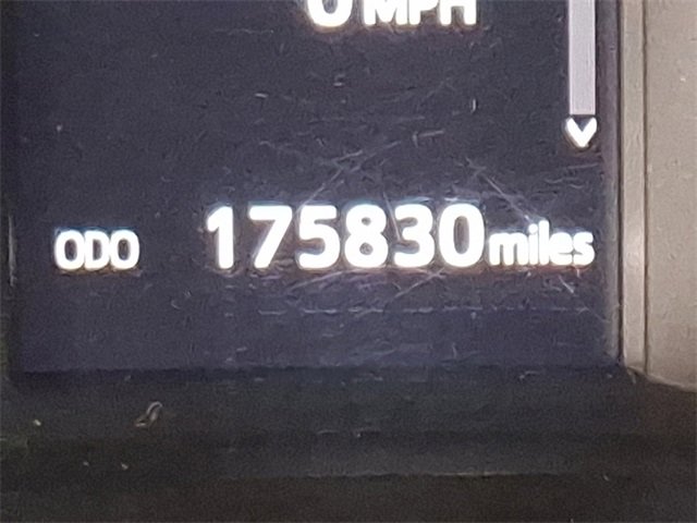 Used 2019 Toyota Highlander XLE image 22