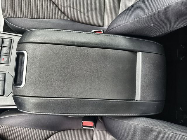 Used 2024 Toyota Highlander LE image 29