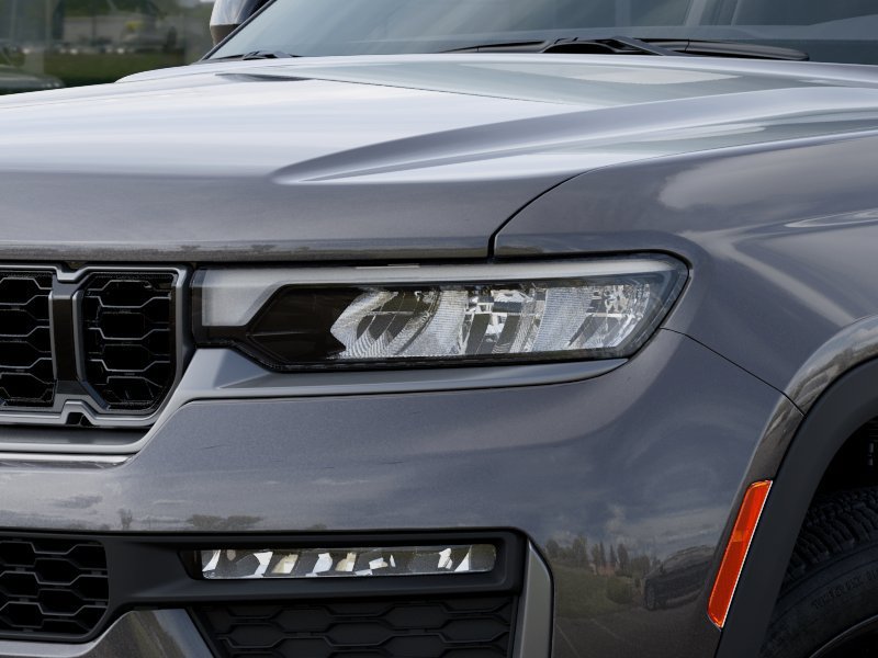 New 2026 Jeep Grand Cherokee Limited AWD/4WD image 10