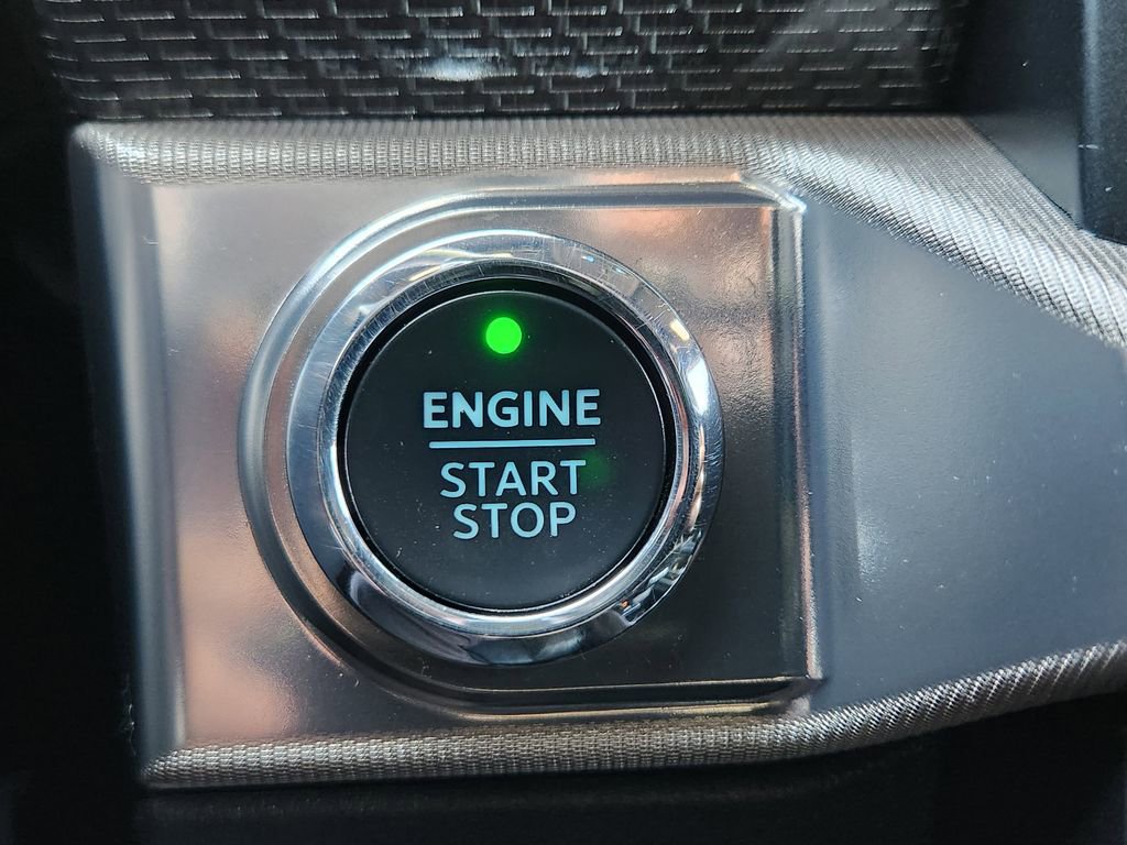 Used 2023 Ford F150 Raptor w/ Raptor Carbon Fiber Package AWD/4WD image 12