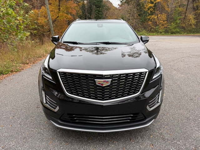 Used 2025 Cadillac XT5 Premium Luxury image 3