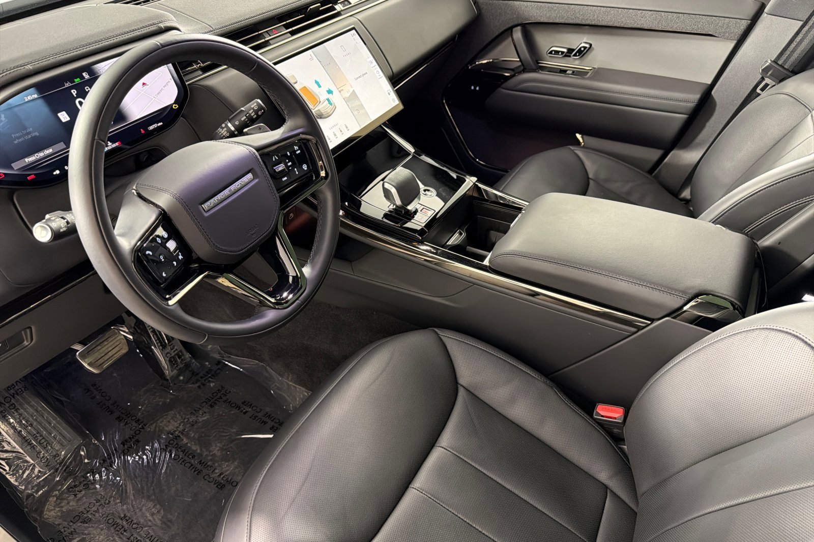 Used 2025 Land Rover Range Rover Sport Dynamic SE AWD/4WD image 9