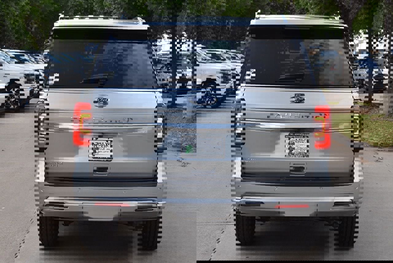 Certified 2023 Ford Expedition Platinum image 9