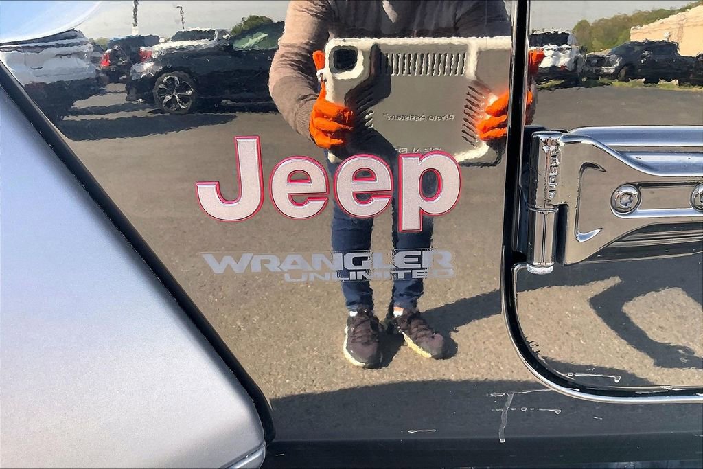 Used 2018 Jeep Wrangler Unlimited Rubicon image 4