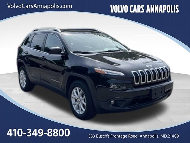 Used 2017 Jeep Cherokee Latitude w/ Comfort/Convenience Group AWD/4WD image 1