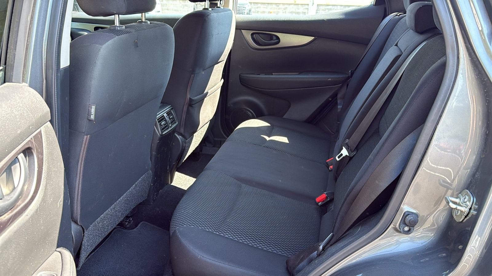 Used 2019 Nissan Rogue Sport S w/ Appearance Package AWD/4WD image 19