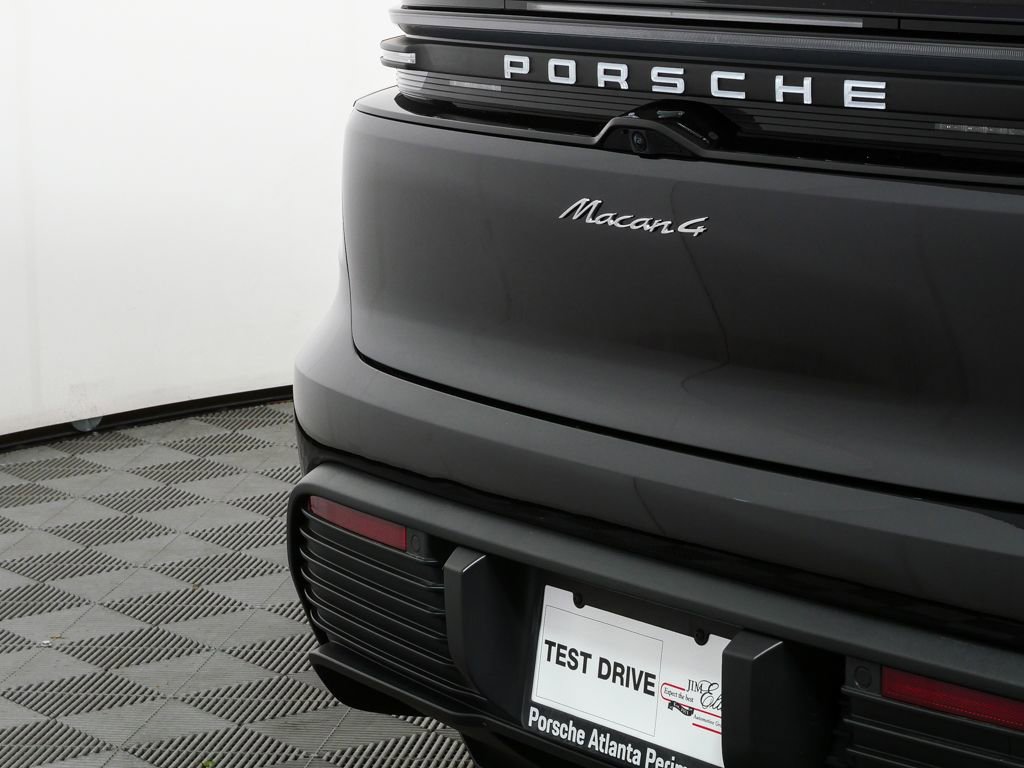 Certified 2025 Porsche Macan 4 Electric AWD/4WD image 37