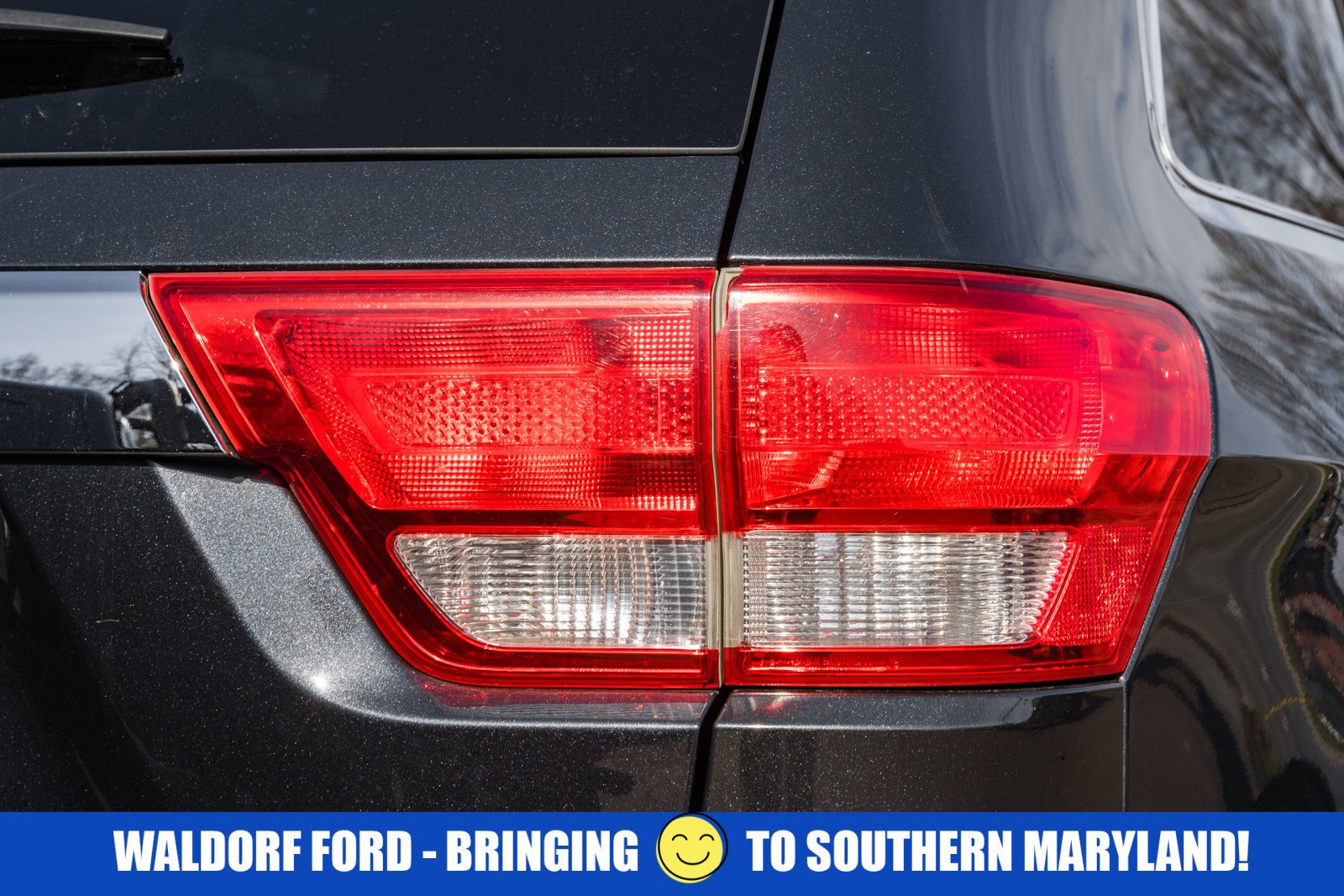 Used 2012 Jeep Grand Cherokee Laredo w/ Laredo E Group image 5