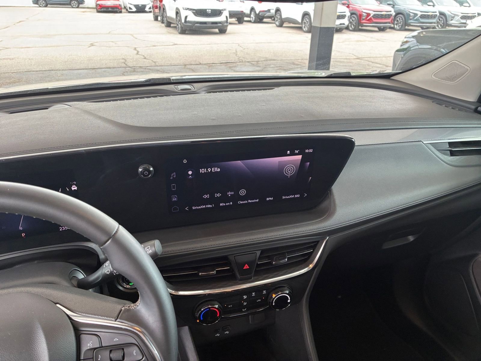 Used 2025 Buick Encore GX Preferred FWD image 17
