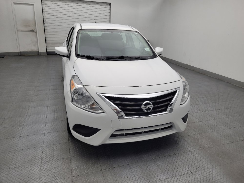 Used 2019 Nissan Versa SV FWD image 14