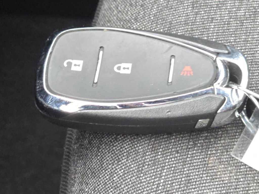 Used 2024 Chevrolet Equinox LT image 32