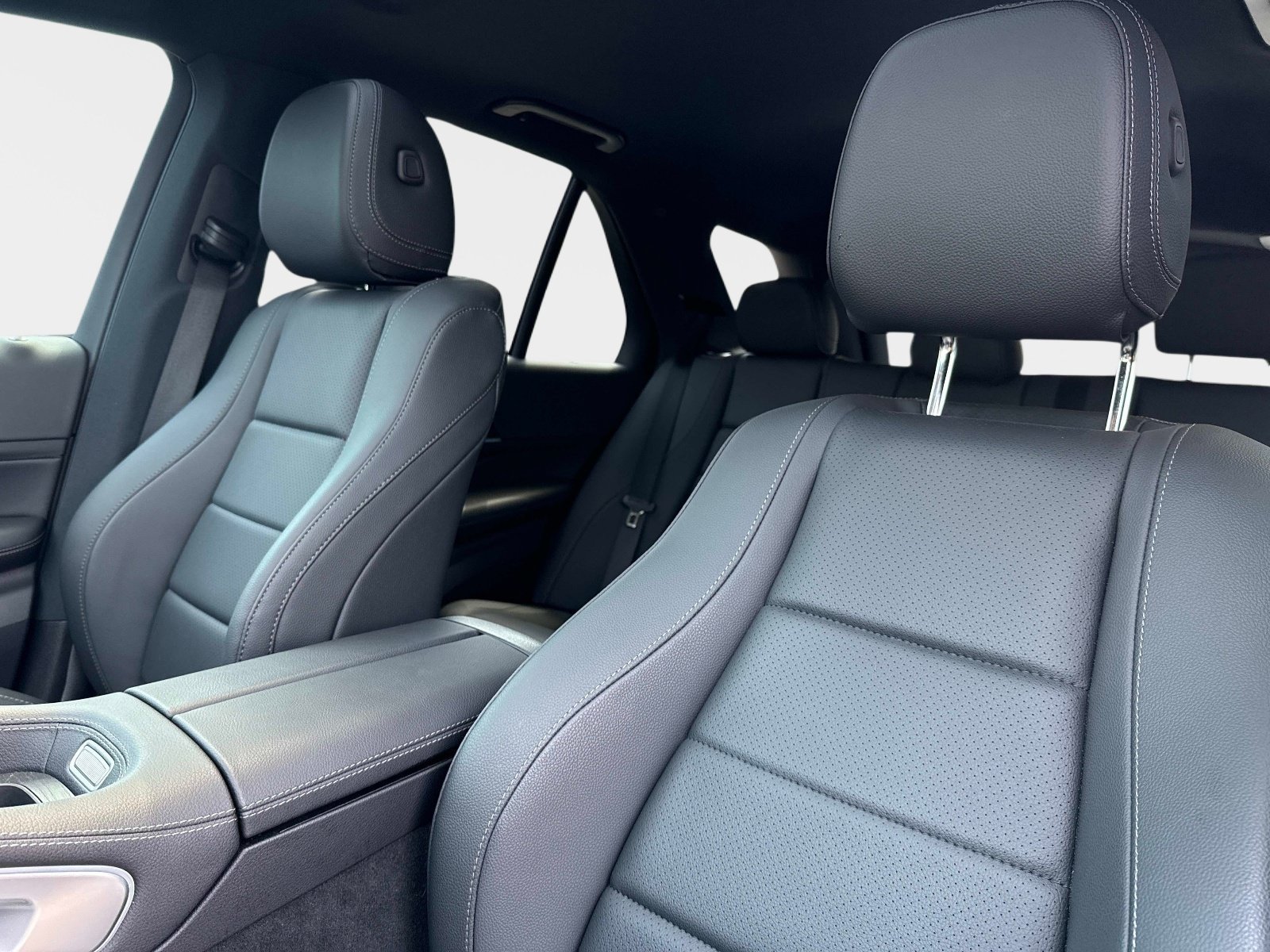 Certified 2025 Mercedes-Benz GLE 450e 4MATIC image 21