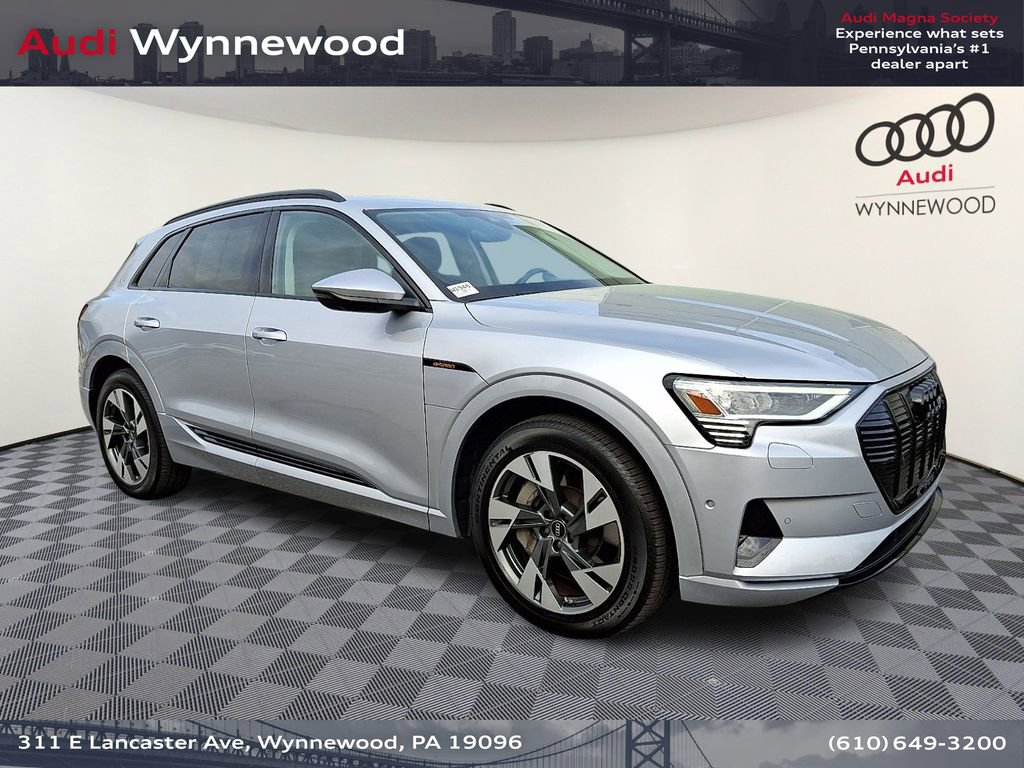 Used 2023 Audi e-tron Premium w/ Convenience Plus Package image 1