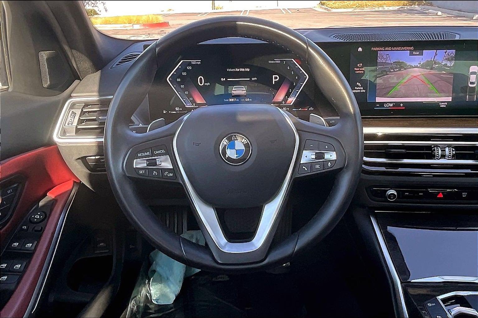 Used 2023 BMW 330i Sedan w/ Convenience Package RWD image 5