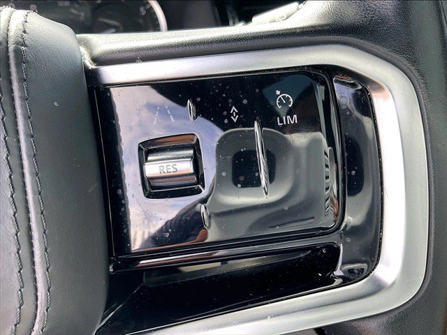Used 2023 Land Rover Discovery Sport SE R-Dynamic AWD/4WD image 21