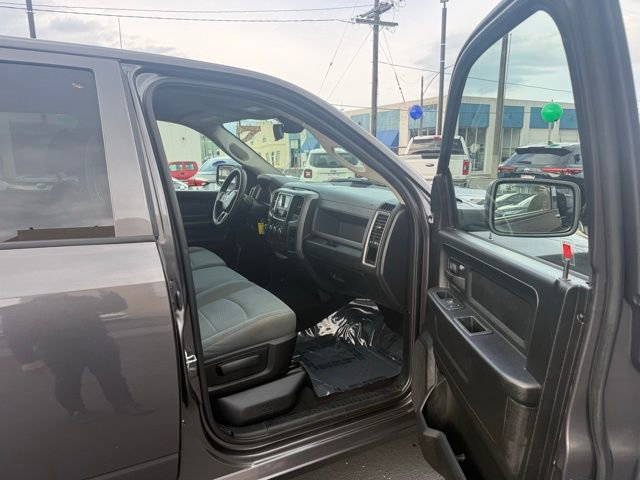 Used 2019 RAM 1500 Tradesman w/ Chrome Plus Package image 12