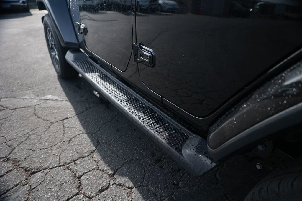 New 2026 Jeep Wrangler Sahara image 10