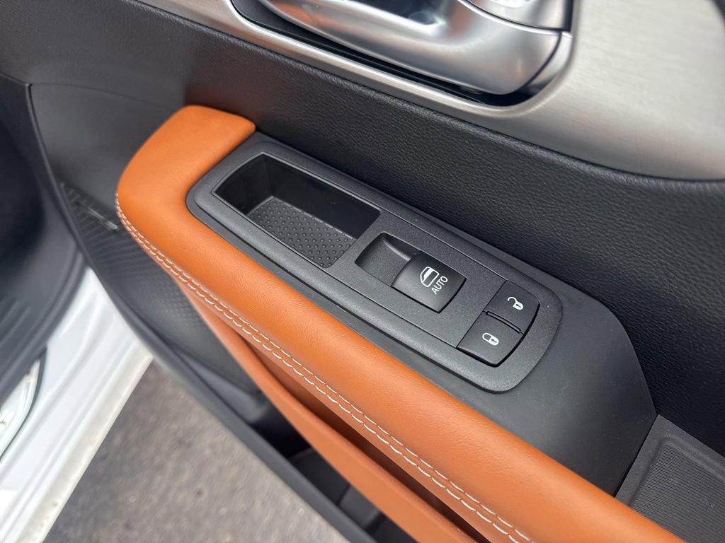 New 2026 Chrysler Pacifica Pinnacle image 55