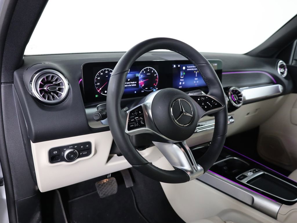 Certified 2026 Mercedes-Benz GLB 250 4MATIC image 35