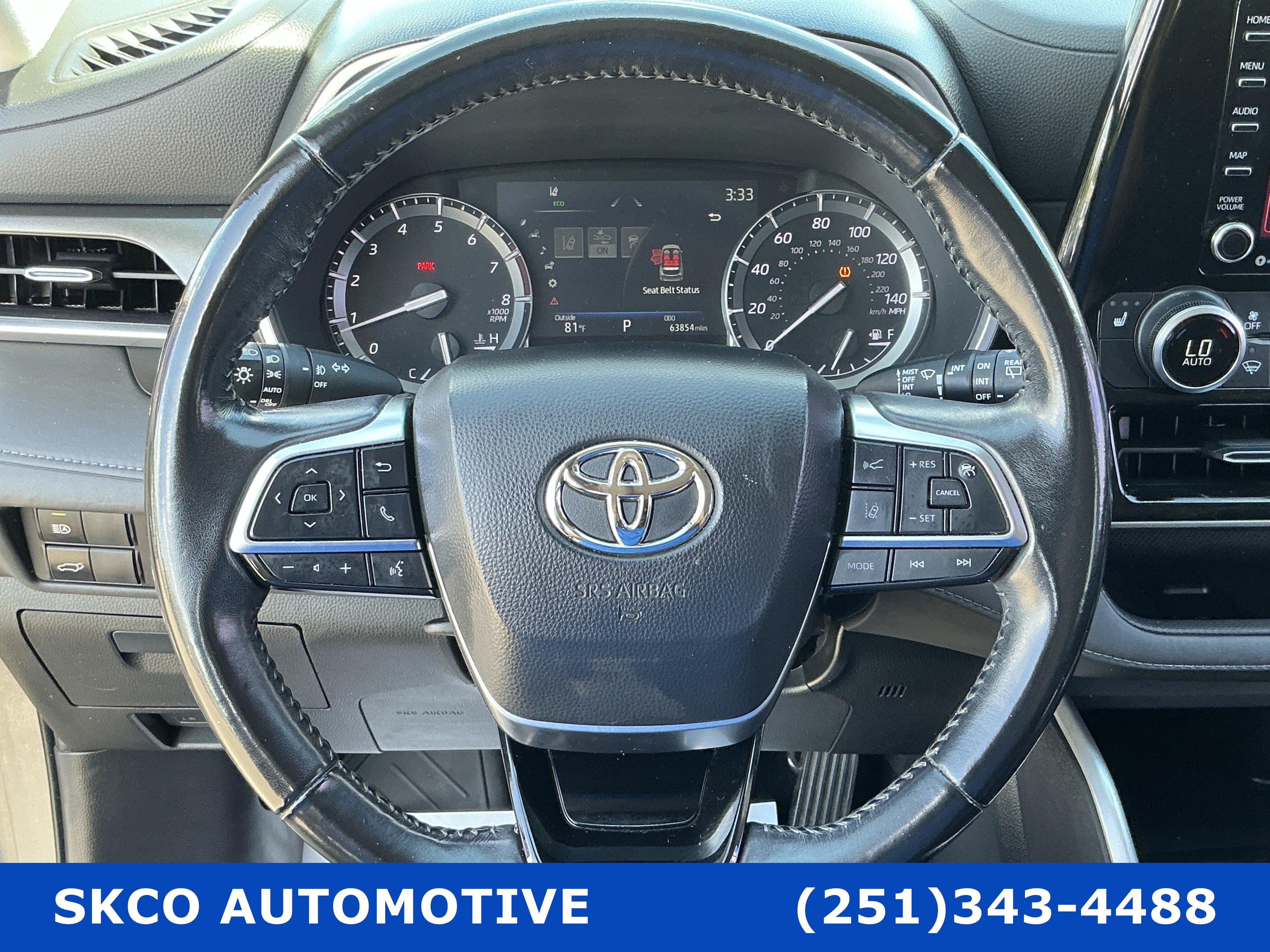 Used 2021 Toyota Highlander XLE FWD image 18