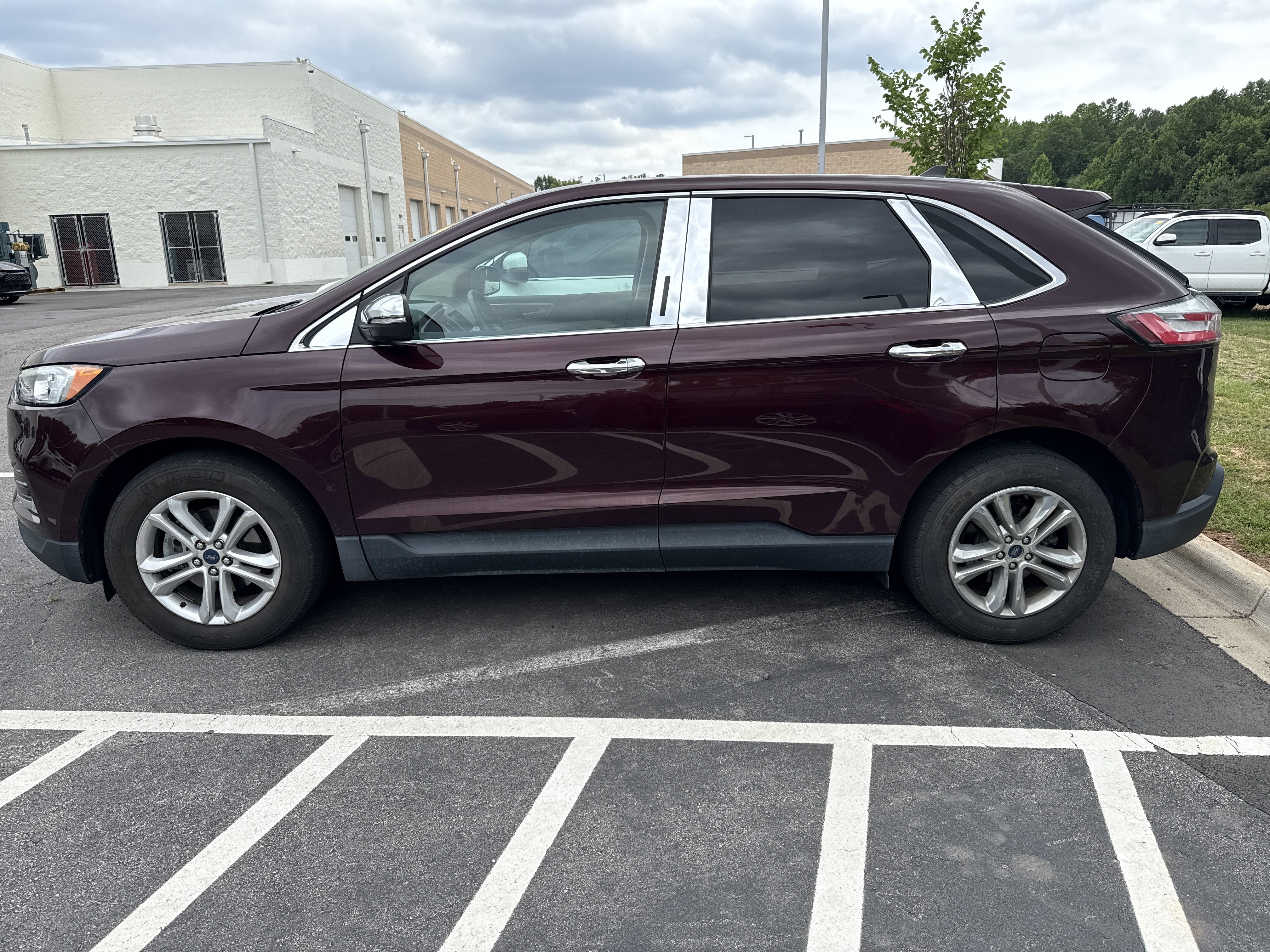 Used 2020 Ford Edge SEL FWD image 6