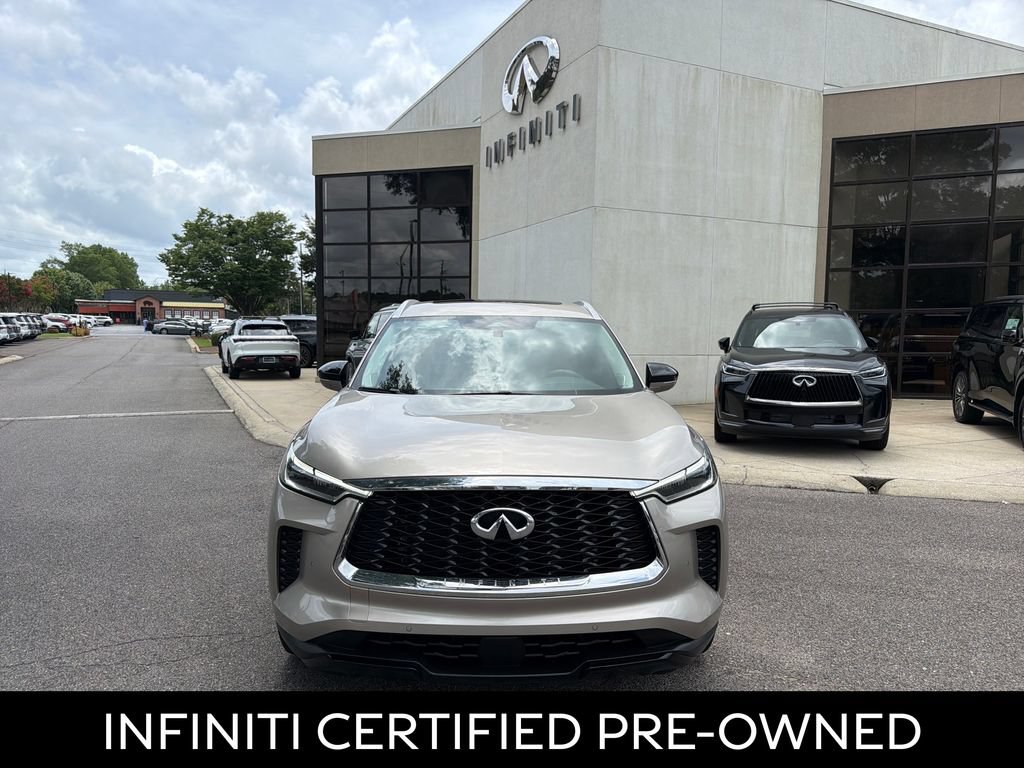 Certified 2023 INFINITI QX60 Luxe w/ Performance Audio Package FWD image 3