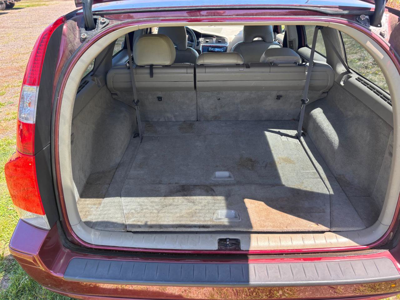 Used 2005 Volvo V70 2.4 FWD image 20