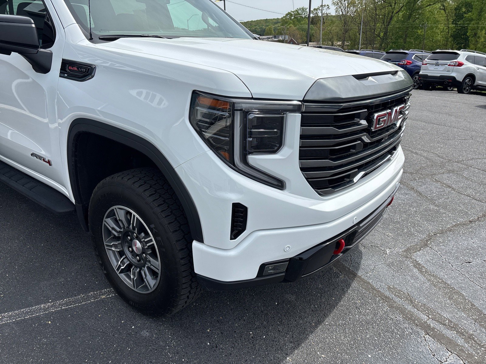 Certified 2024 GMC Sierra 1500 AT4 w/ AT4 Premium Package image 6